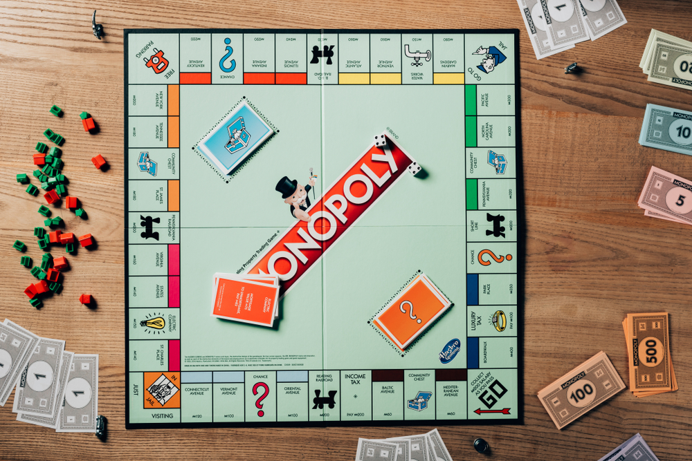 Wie viel Geld bekommt man bei Monopoly? Alles, was Sie wissen müssen